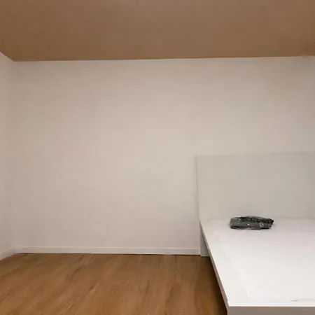 Duesseldorf City Apartment *